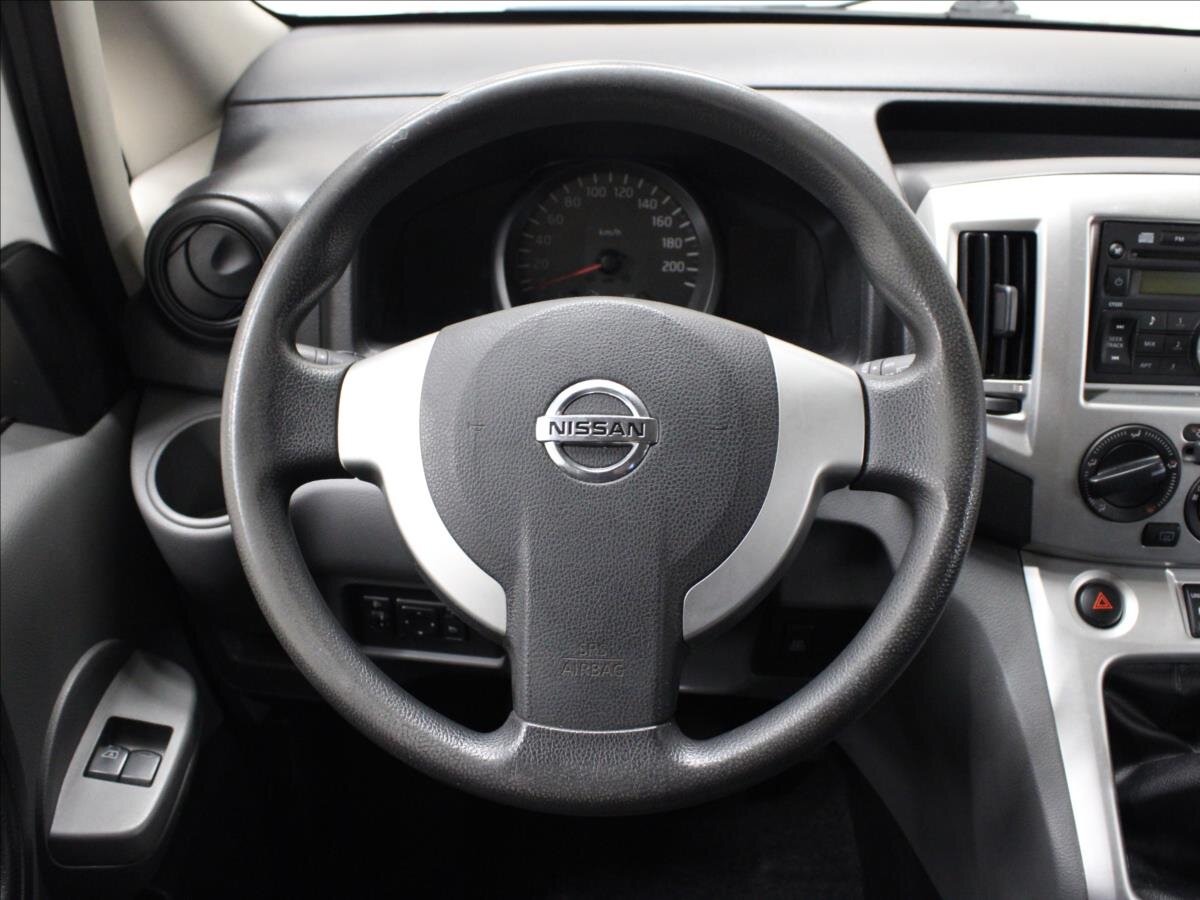 Nissan NV200