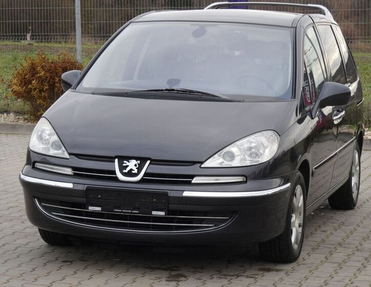 Peugeot 807 1