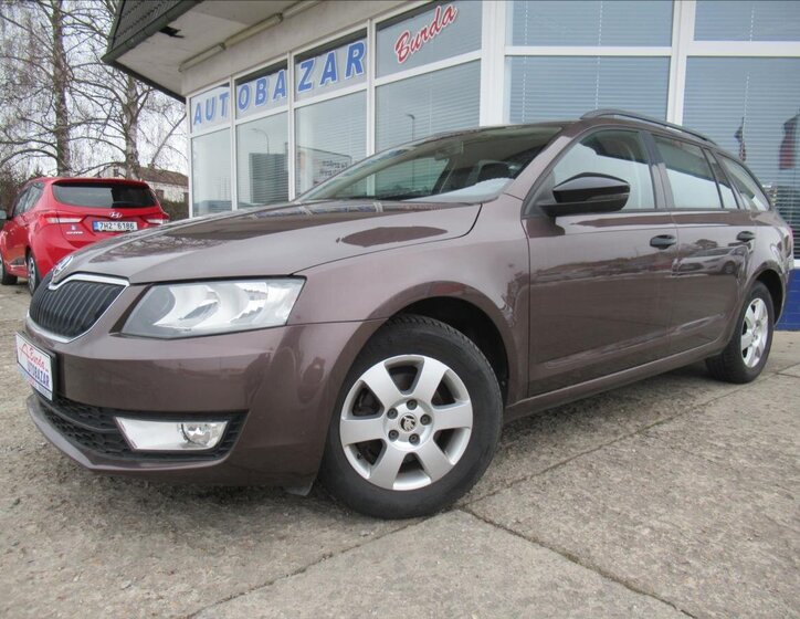 Škoda Octavia Kombi 1,2 l 77 kw