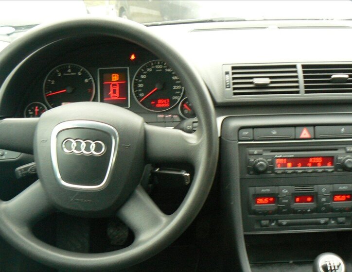 Audi A4 12