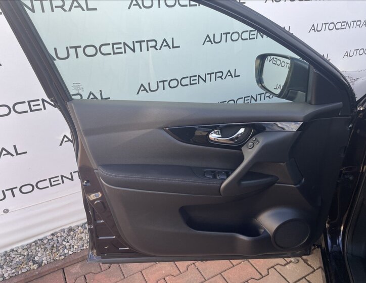 Nissan Qashqai SUV / Terénní 1,2 l 85 kw