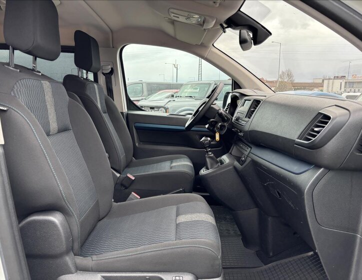 Peugeot Traveller Kombi 2,0 l 110 kw