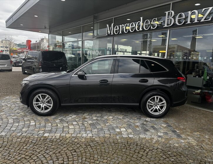 Mercedes-Benz GLC SUV / Terénní 2,0 l 145 kw