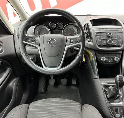 Opel Zafira 16