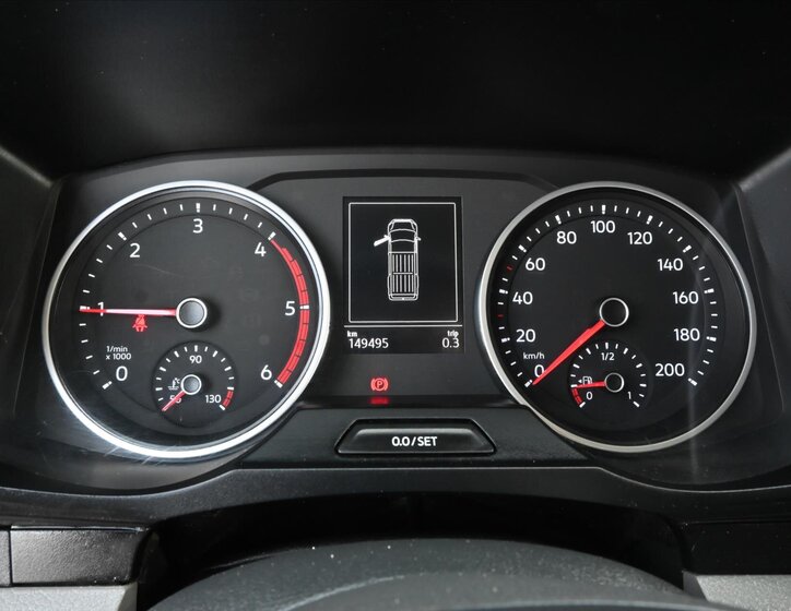 Volkswagen Crafter Skříň 2,0 l 103 kw