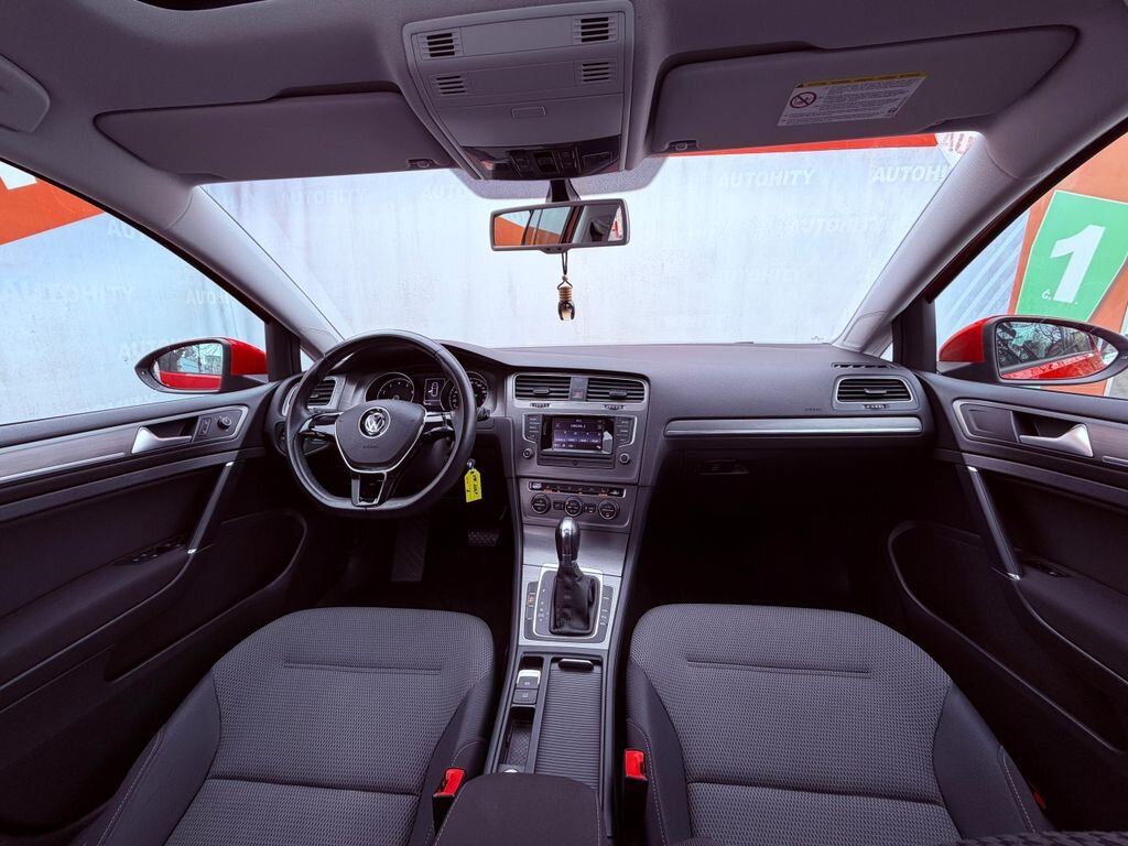 Volkswagen Golf Hatchback 1,2 l 77 kw