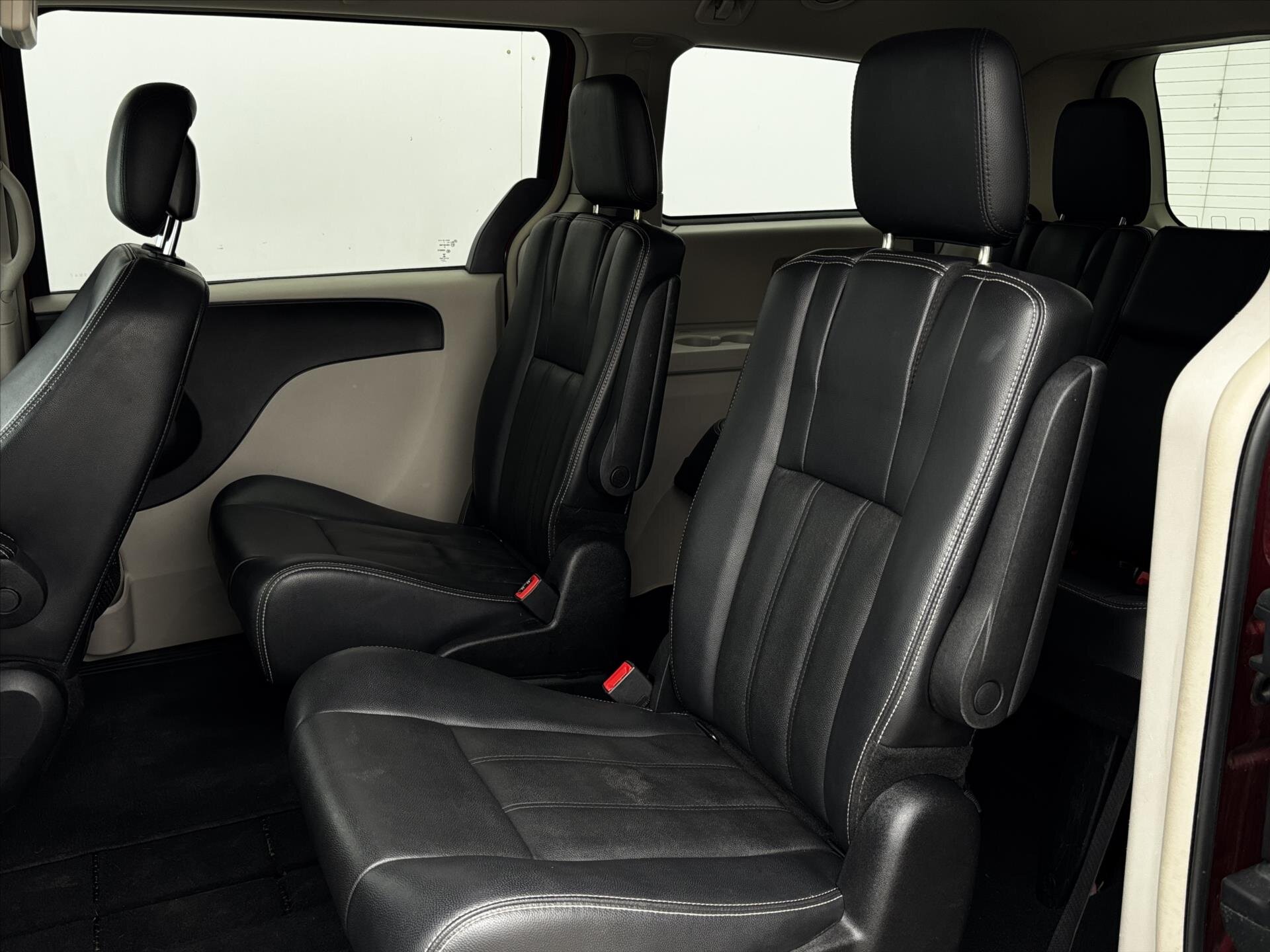 Chrysler Town & Country MPV 3,6 l 211 kw