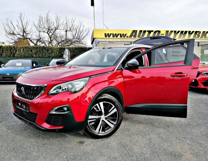Peugeot 3008 SUV / Terénní 1,2 l 96 kw