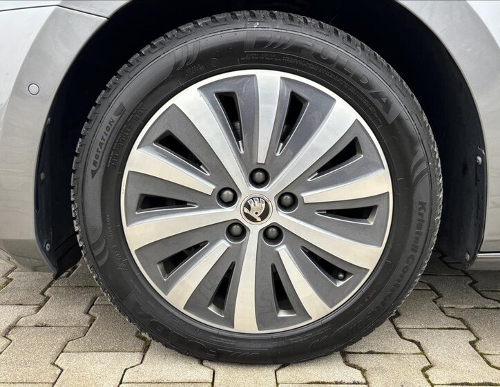 Škoda Superb Kombi 2,0 l 110 kw