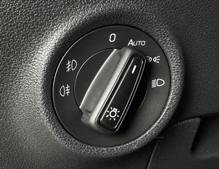 Škoda Karoq SUV 1,5 l 110 kw