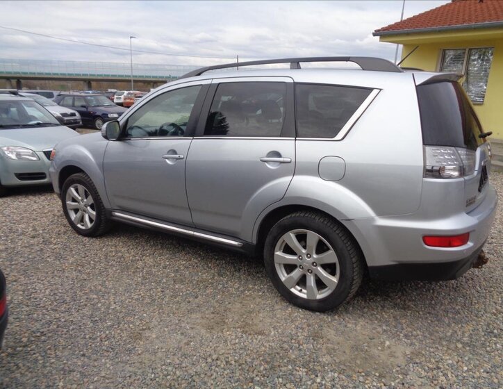 Mitsubishi Outlander Ostatní 2,3 l 130 kw