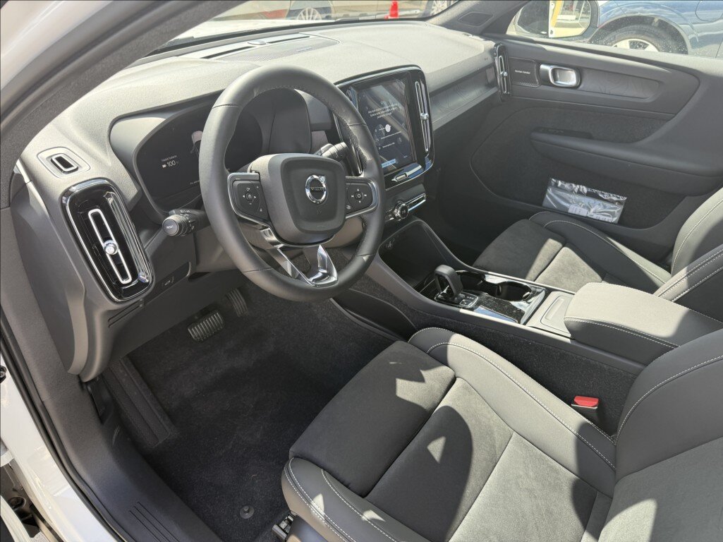 Volvo C40