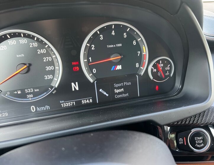 BMW X6 SUV / Terénní 4,4 l 512 kw