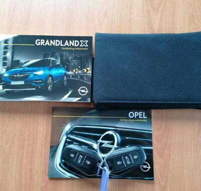 Opel Grandland X 32