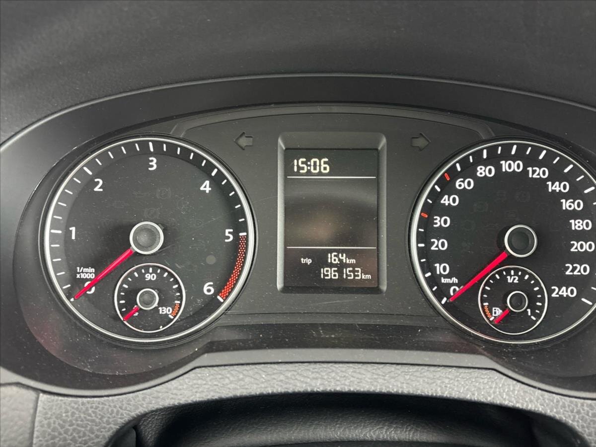 Volkswagen Sharan MPV 2,0 l 103 kw