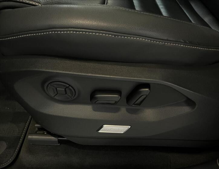 Volkswagen Touareg 23