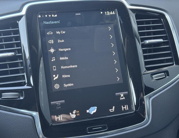 Volvo XC90 SUV / Terénní 2,0 l 173 kw