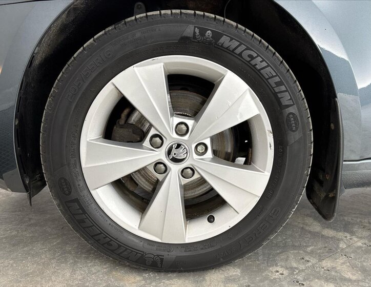 Škoda Octavia Liftback 1,6 l 85 kw