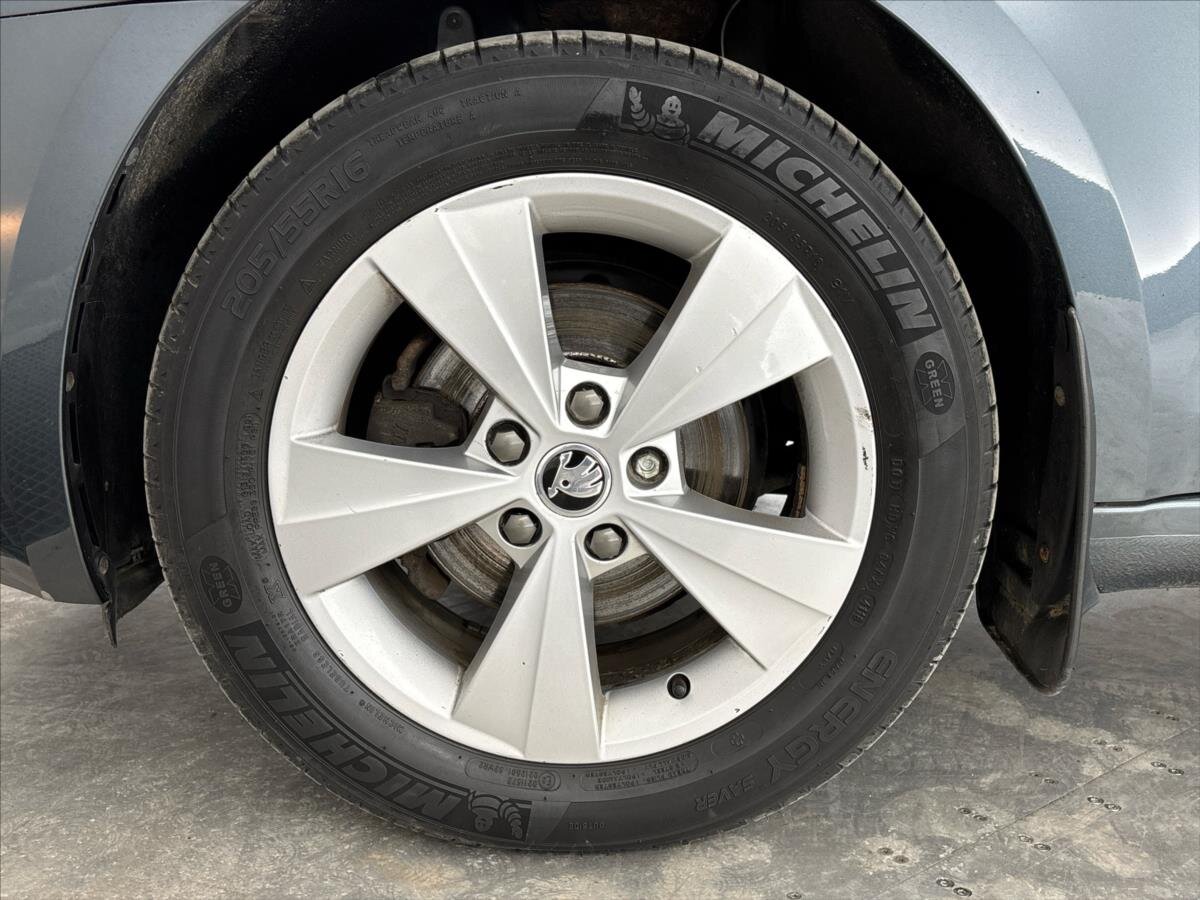 Škoda Octavia Liftback 1,6 l 85 kw