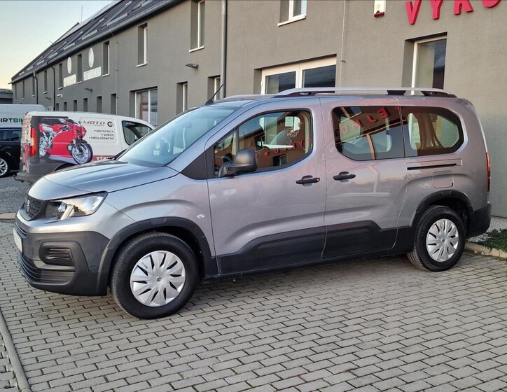 Peugeot Rifter 6
