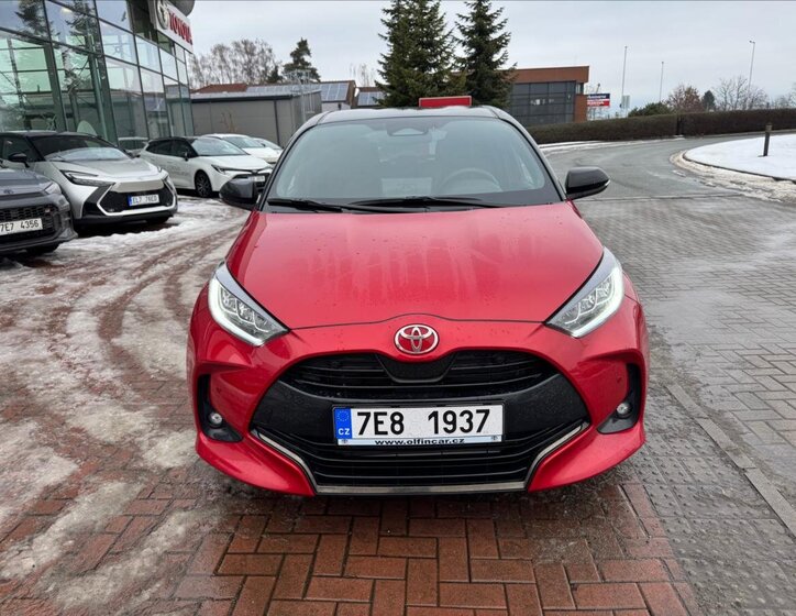 Toyota Yaris Hatchback 1,5 l 97 kw