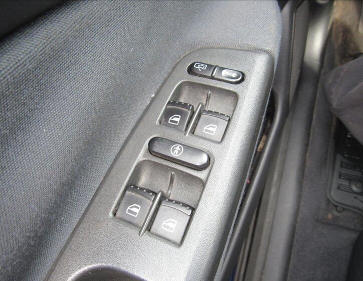 Škoda Octavia Sedan / Limuzína 1,9 l 66 kw