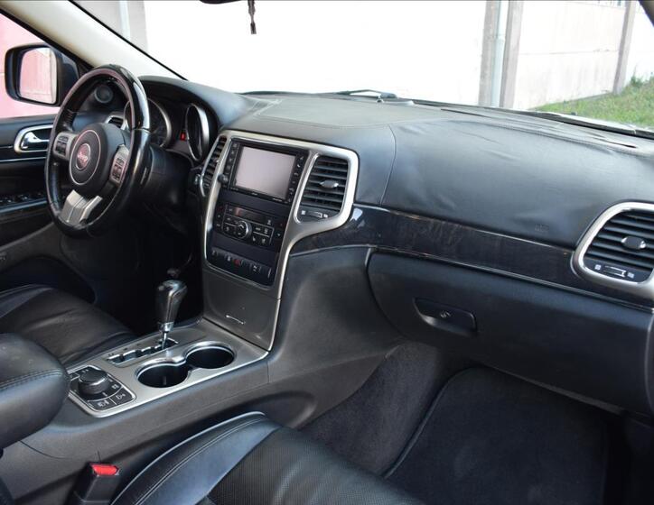 Jeep Grand Cherokee 20