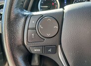 Toyota Corolla Sedan / Limuzína 1,6 l 97 kw