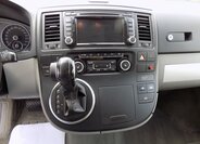 Volkswagen Multivan 31