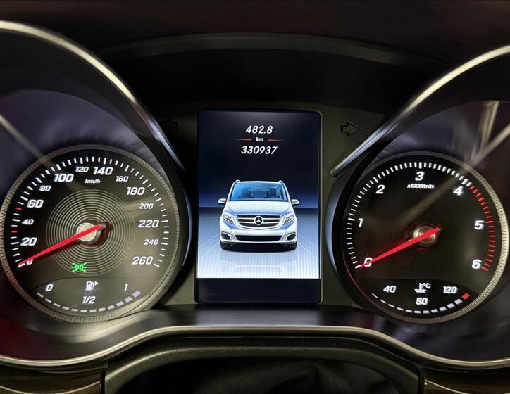 Mercedes-Benz Třídy V 26