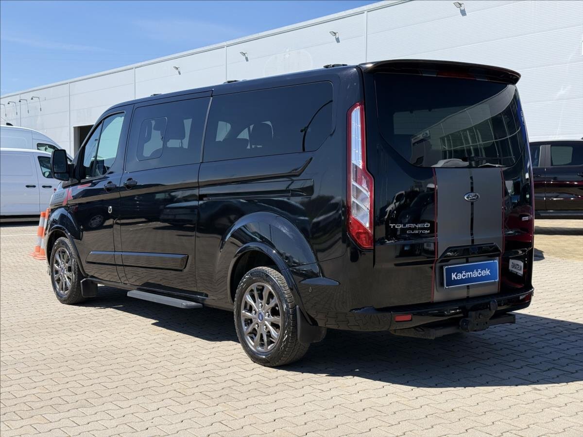 Ford Tourneo Custom MPV 2,0 l 136 kw