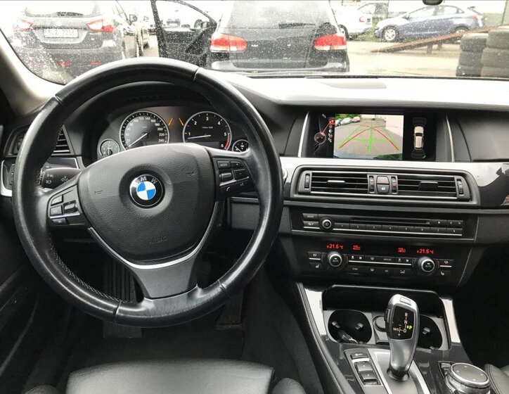 BMW Řada 5 Kombi 3,0 l 190 kw