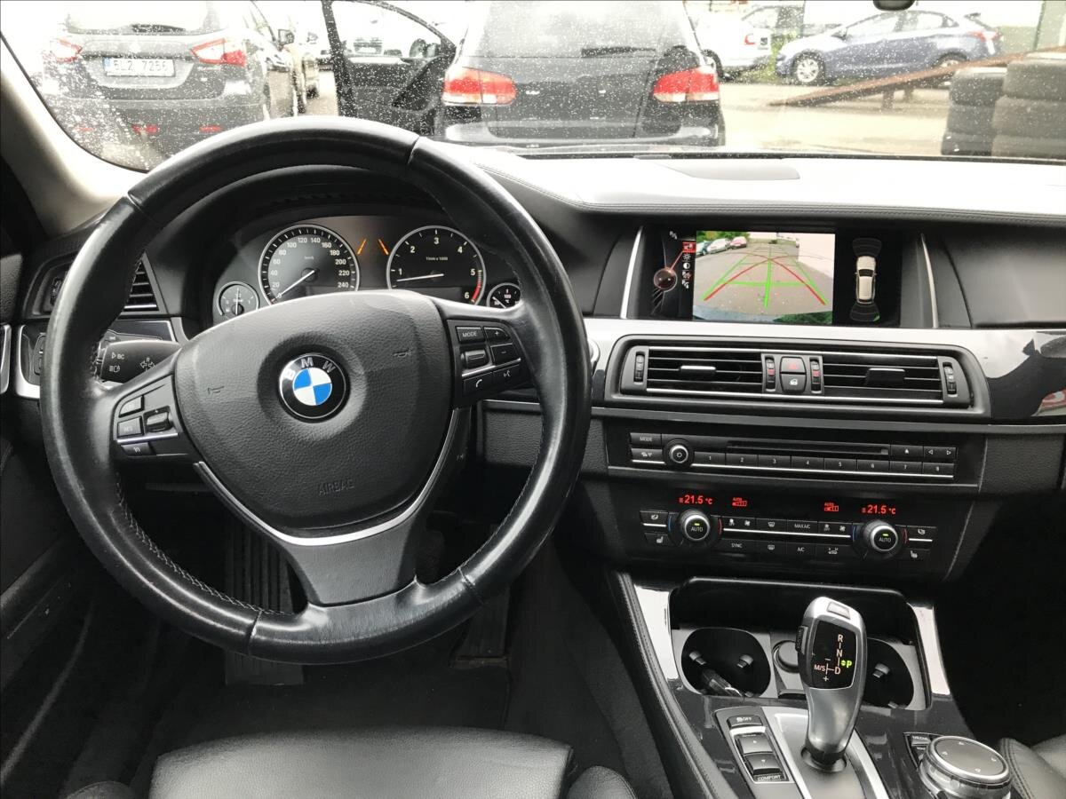 BMW Řada 5 Kombi 3,0 l 190 kw