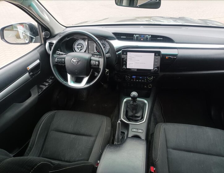 Toyota Hilux Pick-up 2,4 l 110 kw