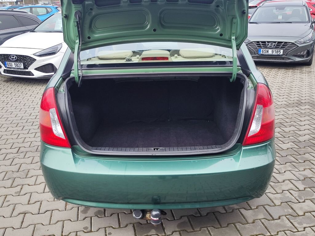 Hyundai Accent Hatchback 1,4 l 71 kw