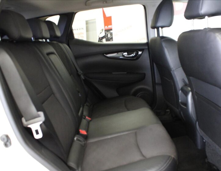 Nissan Qashqai 13