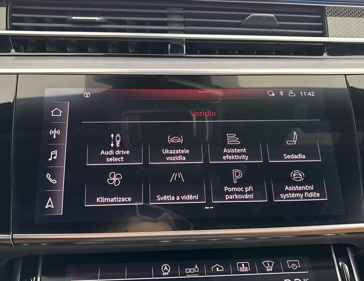 Audi S8 Sedan / Limuzína 4,0 l 420 kw