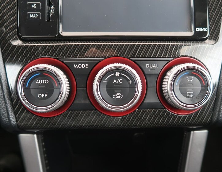 Subaru WRX STI Sedan / Limuzína 2,5 l 221 kw