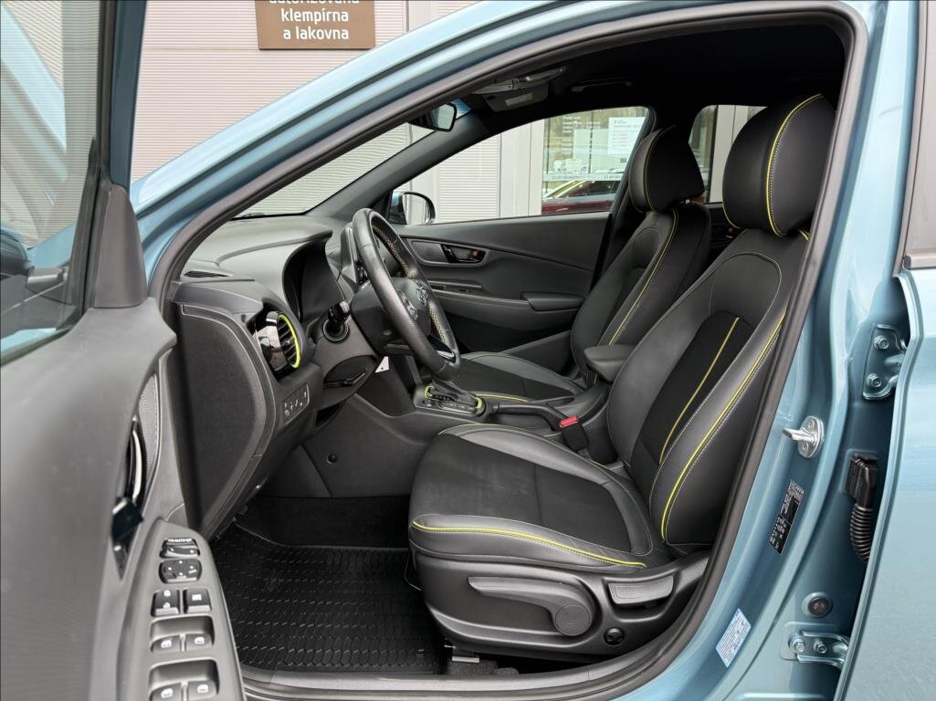 Hyundai Kona SUV / Terénní 1,6 l 130 kw
