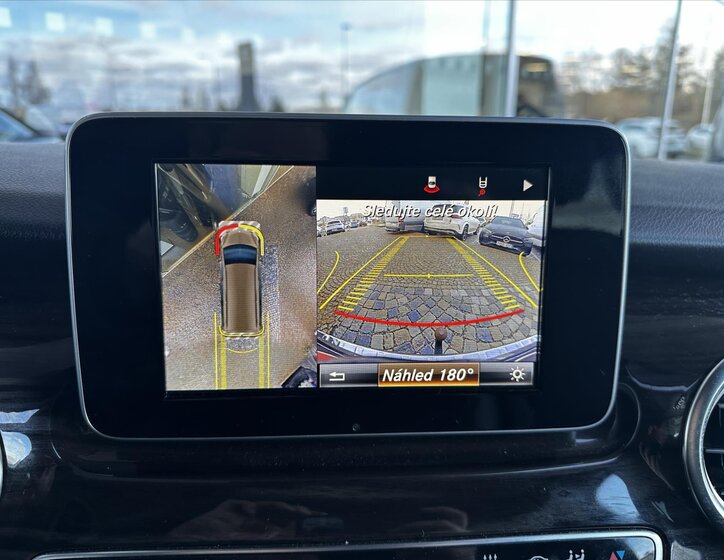 Mercedes-Benz Třídy V 26