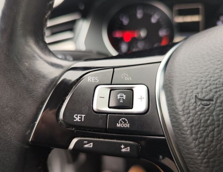 Volkswagen Passat Sedan 2,0 l 140 kw