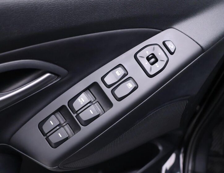 Hyundai ix35 SUV 2,0 l 100 kw