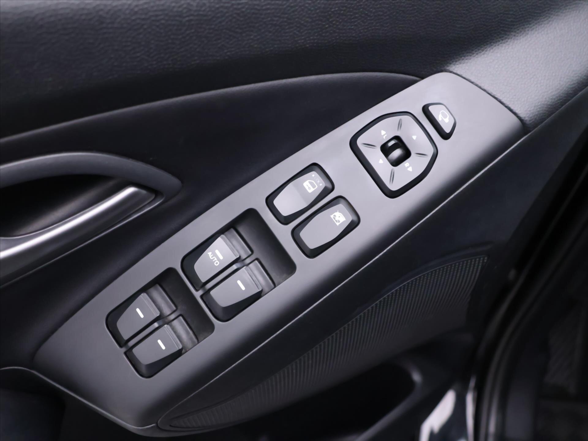 Hyundai ix35 SUV 2,0 l 100 kw