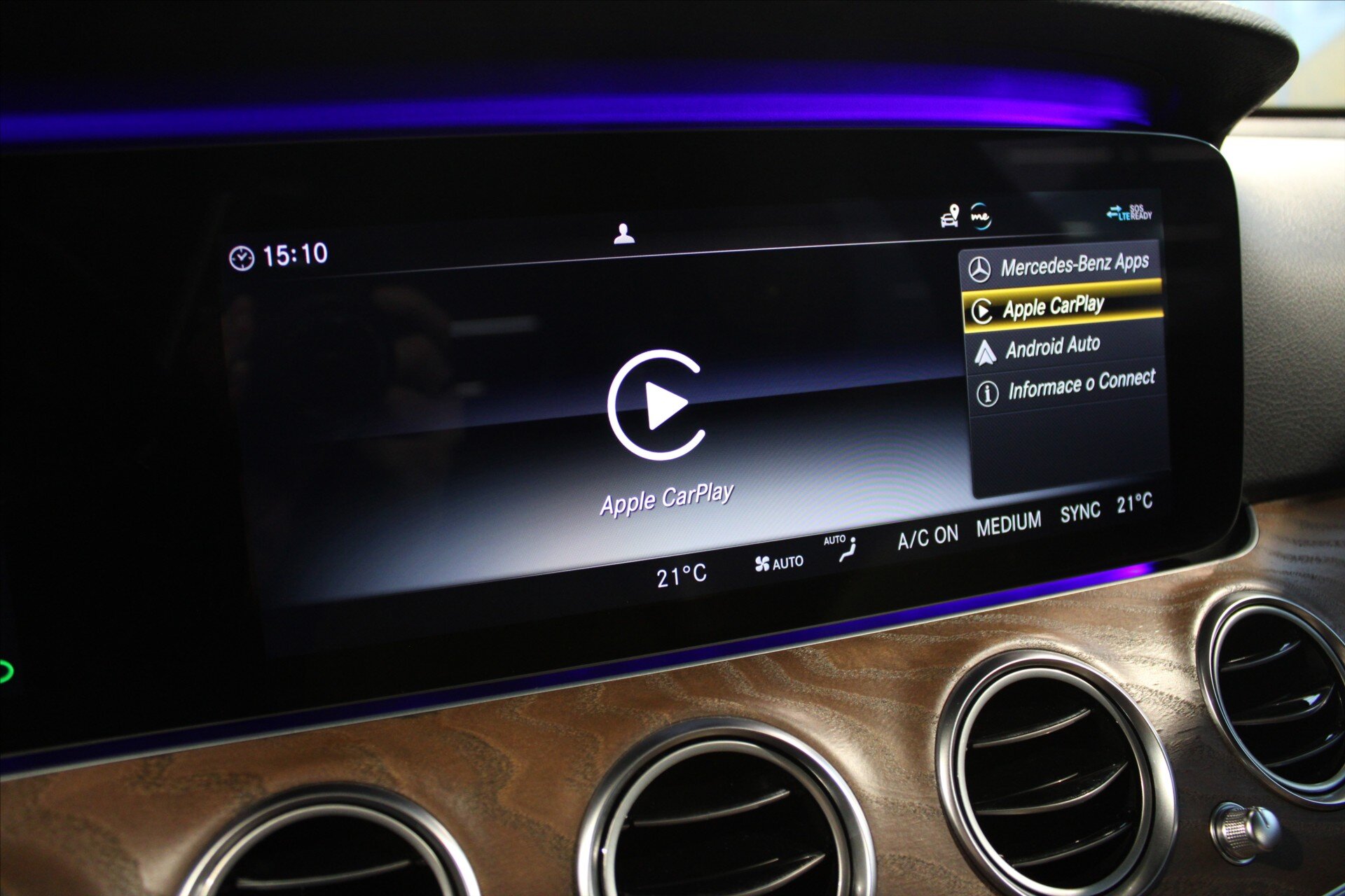 Mercedes-Benz Třídy E Sedan / Limuzína 1,6 l 118 kw