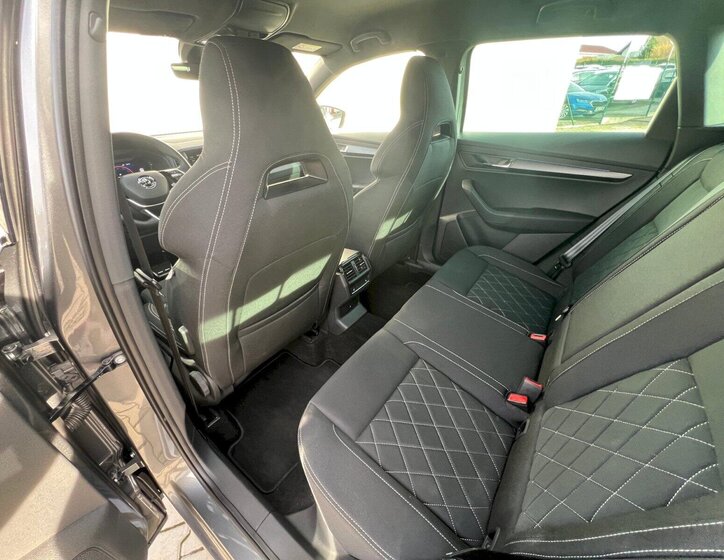 Škoda Karoq SUV 1,5 l 110 kw