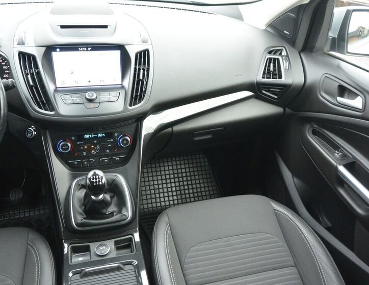 Ford Kuga SUV 2,0 l 110 kw