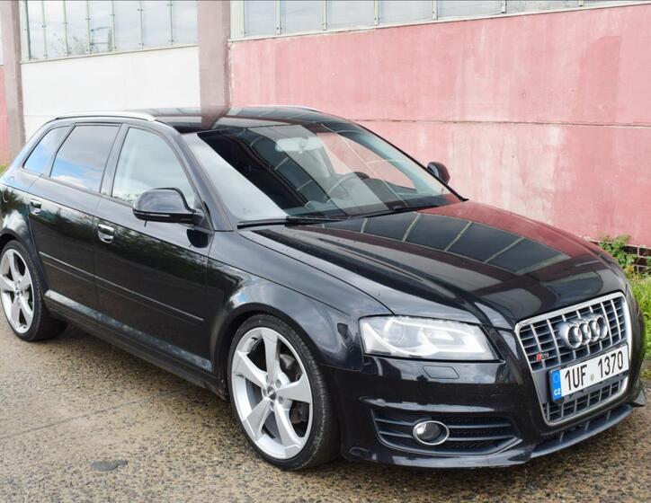 Audi A3 8