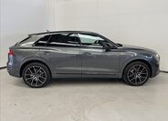 Audi Q8 3