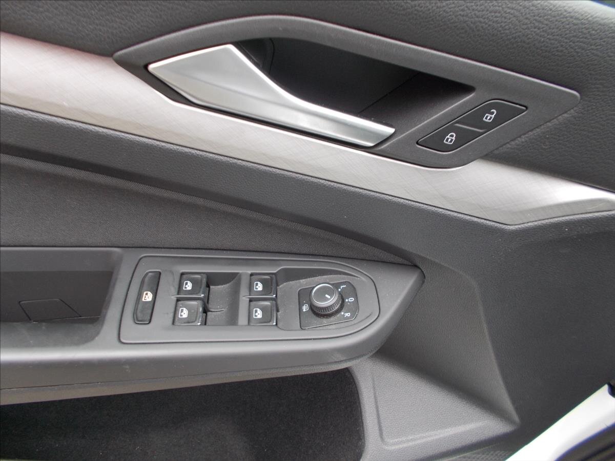 Volkswagen Golf Kombi 1,5 l 96 kw