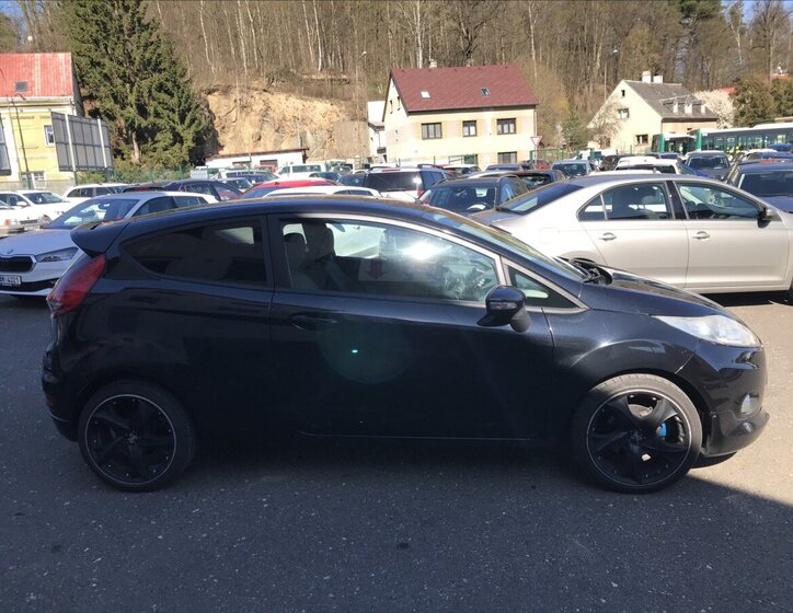 Ford Fiesta Hatchback 1,6 l 88 kw